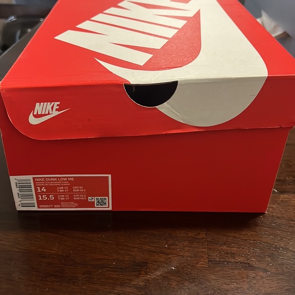 Nike Dunk Low ME - Picture 5 of 5